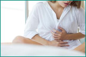 Postpartum cystitis pain in women